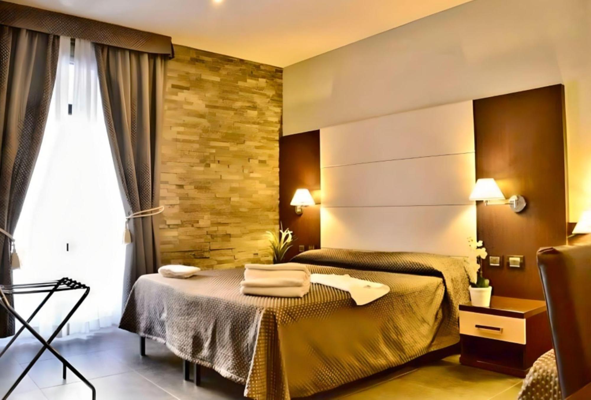 Roma Castle Termini Hotel Exterior foto